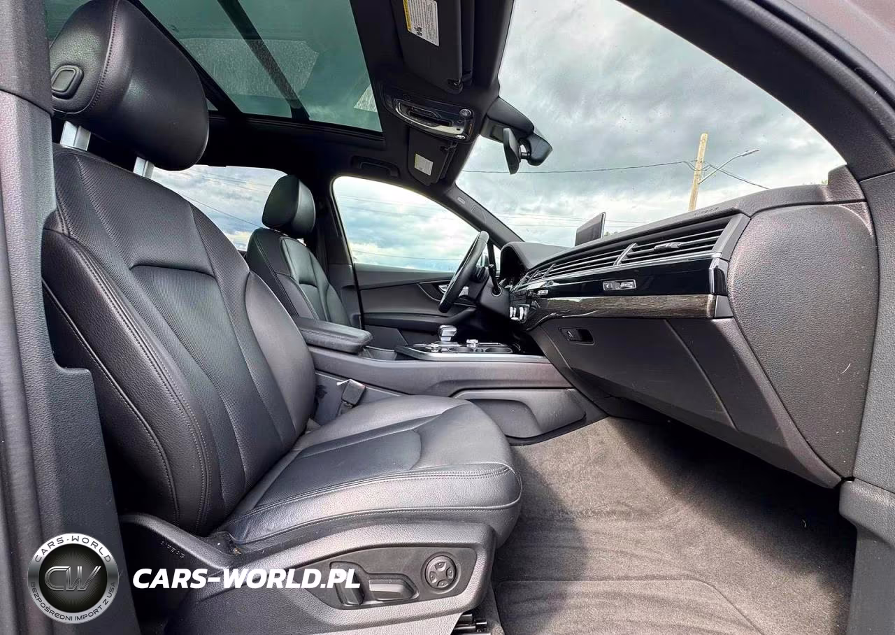 2018 Audi Q7 Prestige VIN:WA1VAAF71JD019111 - 5