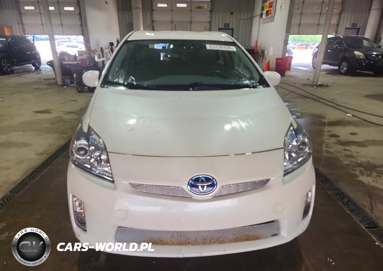 2011 Toyota Prius Two VIN:JTDKN3DU3B0247895 - 5
