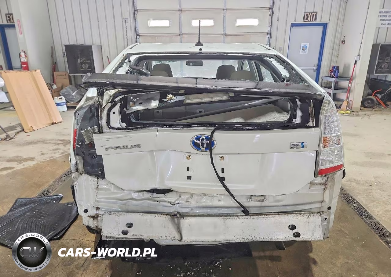 2011 Toyota Prius Two VIN:JTDKN3DU3B0247895 - 6