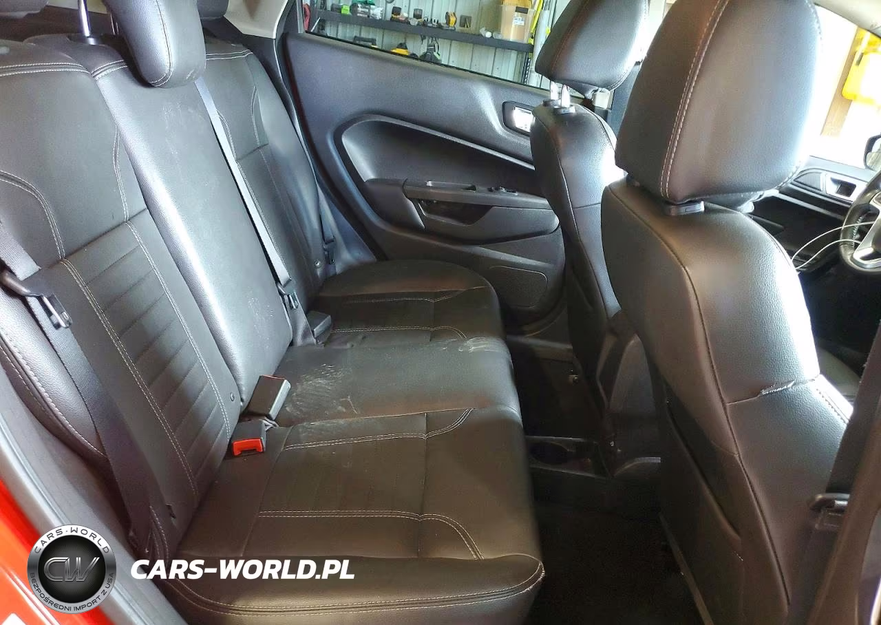 2015 Ford Fiesta Titanium VIN:3FADP4FJ3FM102196 - 10