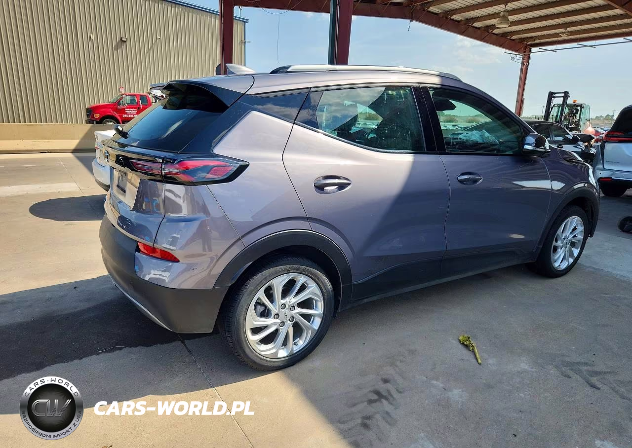 2023 Chevrolet Bolt Euv Lt VIN:1G1FY6S04P4161997 - 3