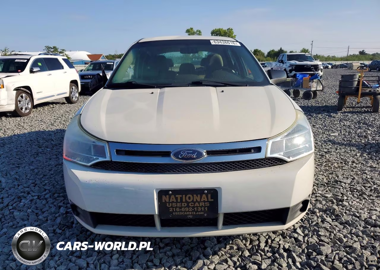 2010 Ford Focus Se VIN:1FAHP3FN8AW137372 - 5