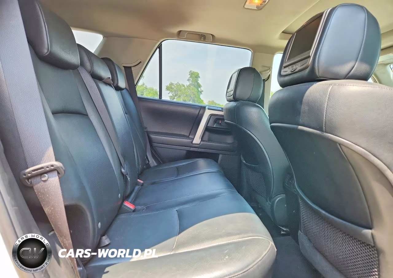 2010 Toyota 4Runner Limited VIN:JTEBU5JR8A5011352 - 11