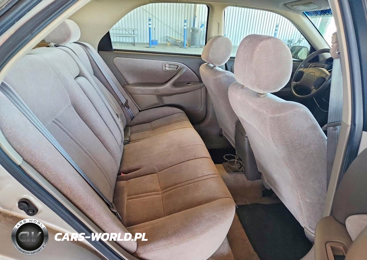 1998 Toyota Camry Le VIN:4T1BG22K1WU354427 - 10