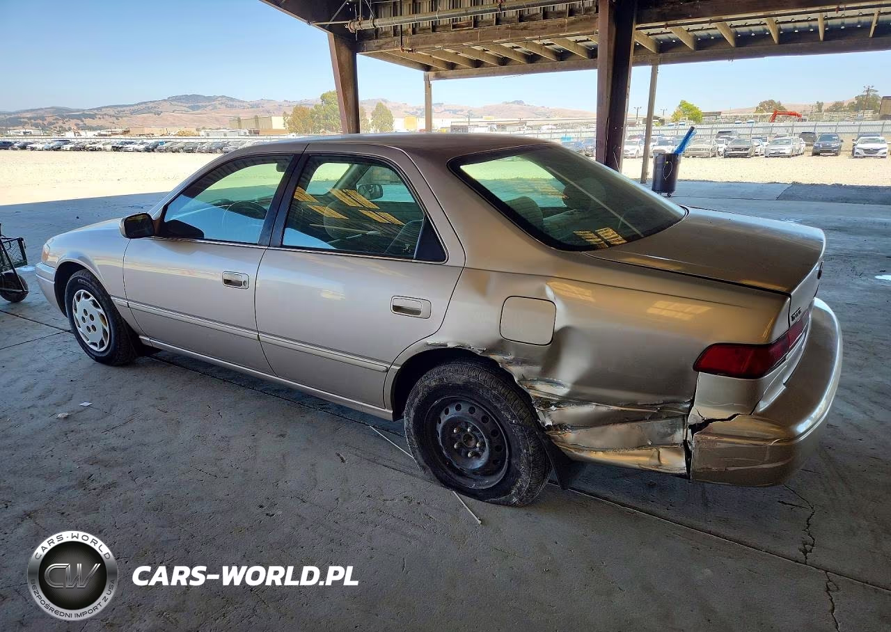 1998 Toyota Camry Le VIN:4T1BG22K1WU354427 - 2