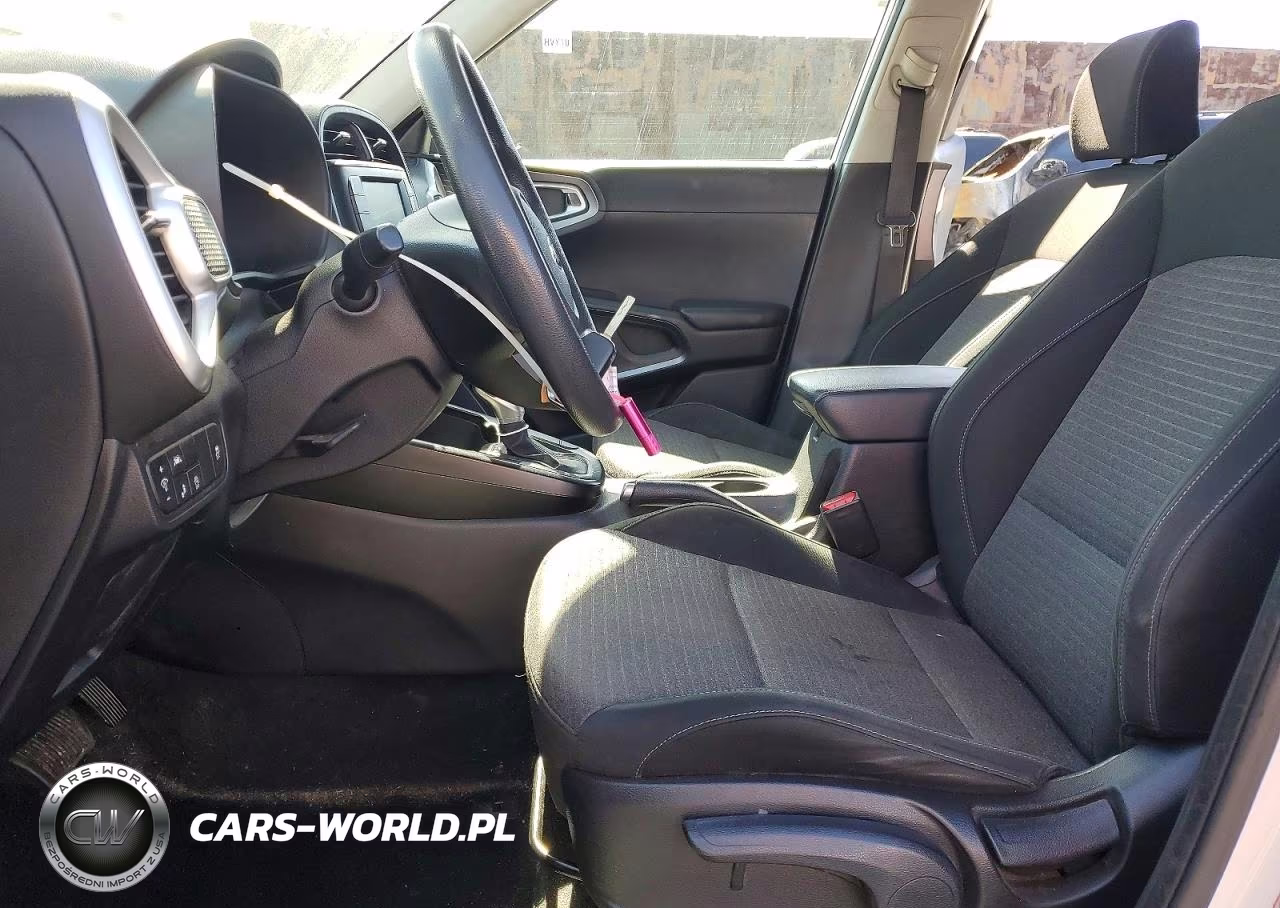 2020 Kia Soul S VIN:KNDJ23AU2L7095724 - 7