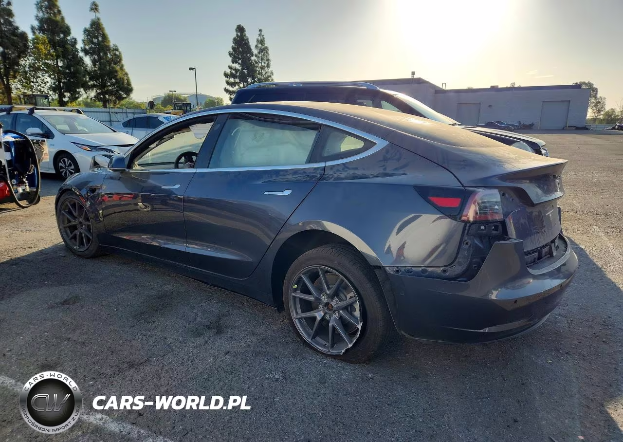 2018 Tesla Model 3 VIN:5YJ3E1EA3JF157661 - 2