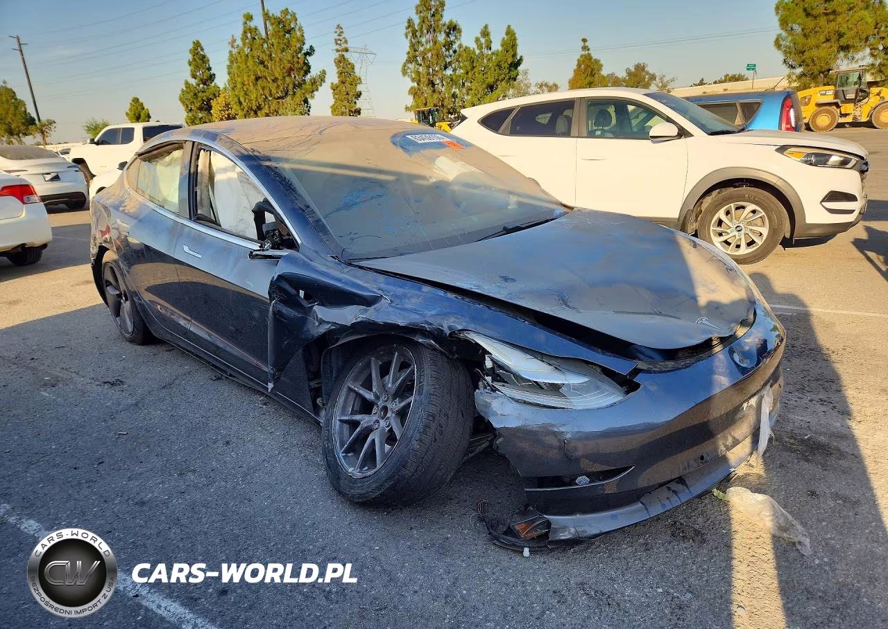 2018 Tesla Model 3 VIN:5YJ3E1EA3JF157661 - 4