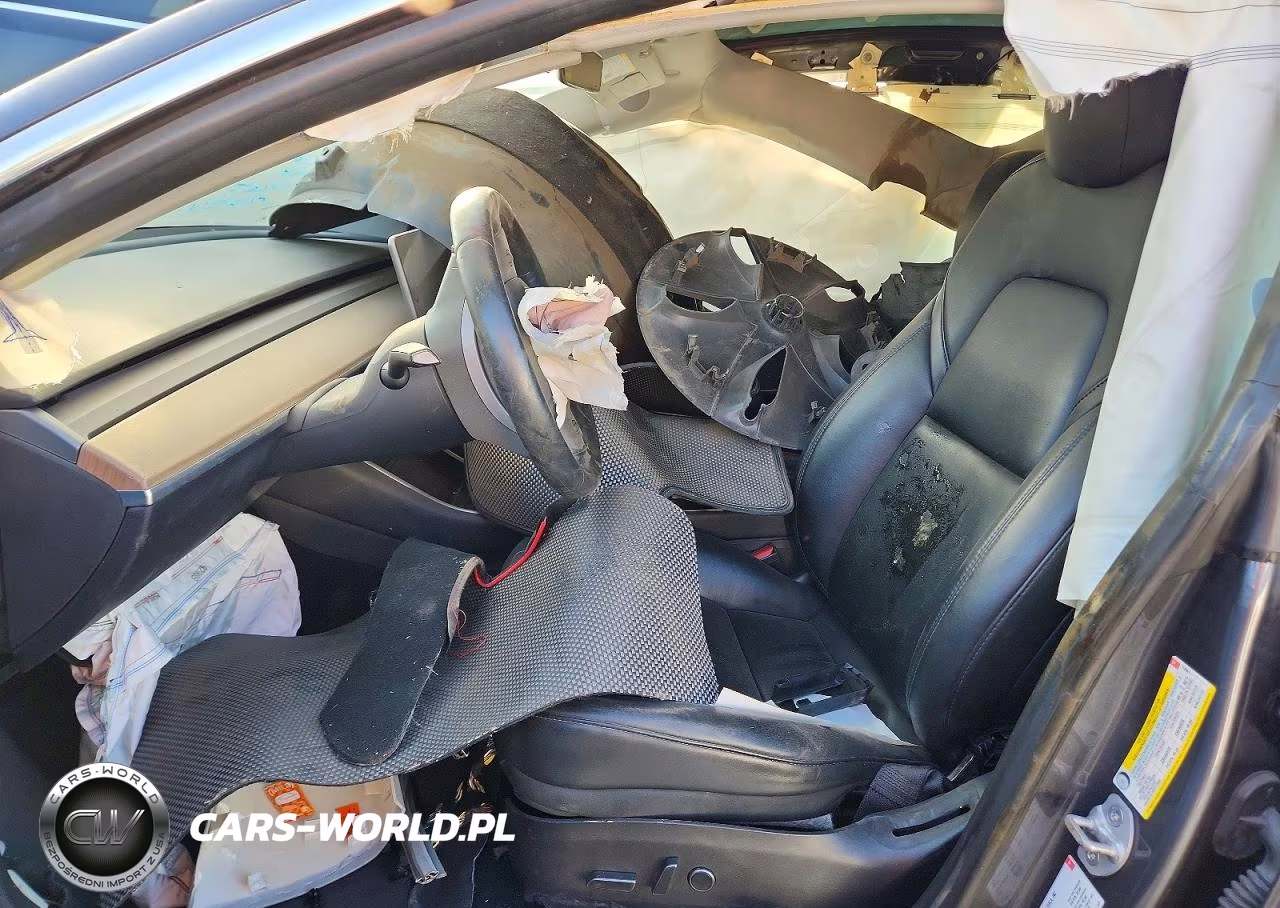 2018 Tesla Model 3 VIN:5YJ3E1EA3JF157661 - 7