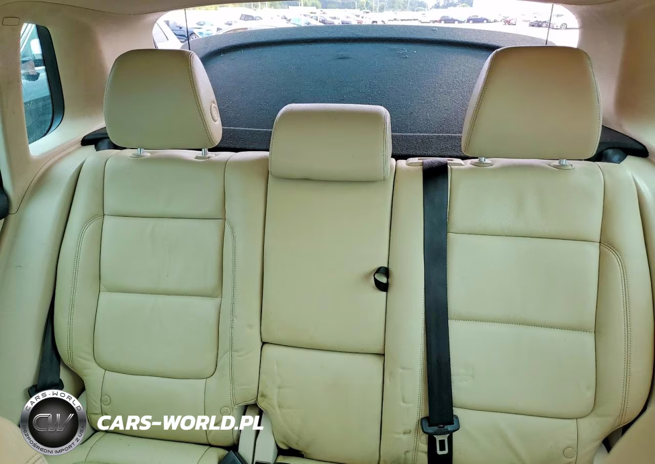 2013 Volkswagen Tiguan S VIN:WVGBV3AXXDW561117 - 10