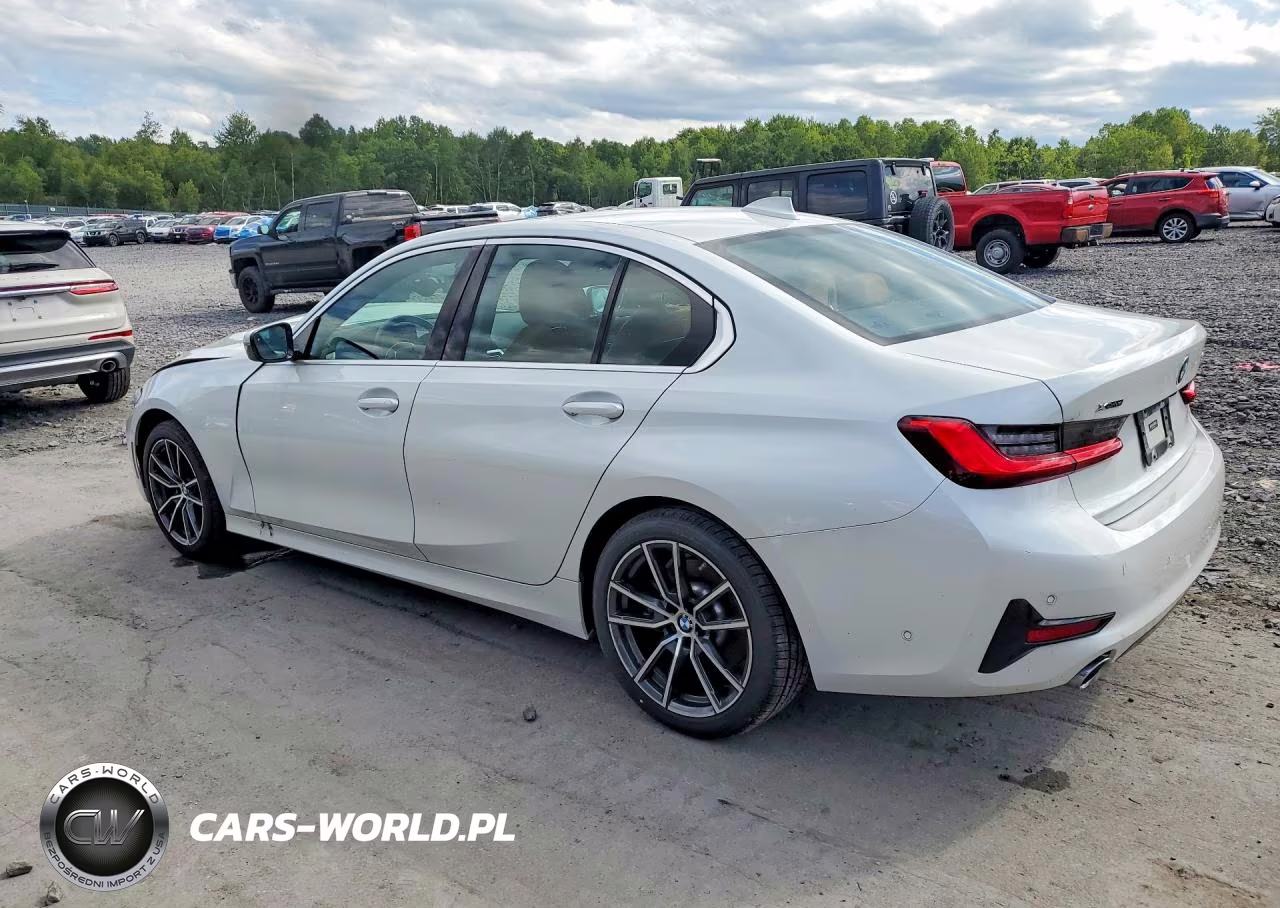 2021 BMW 330 Xi VIN:3MW5R7J0XM8B79675 - 2