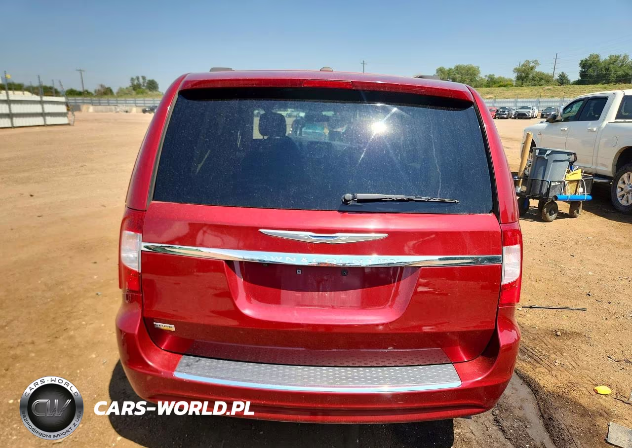 2016 Chrysler Town & Country Touring VIN:2C4RC1BG1GR213957 - 6