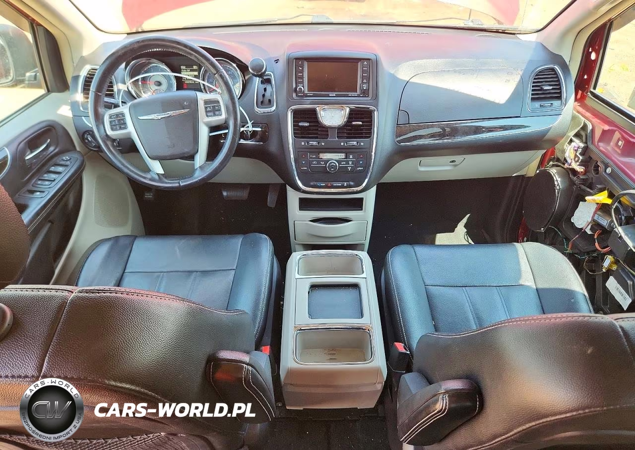 2016 Chrysler Town & Country Touring VIN:2C4RC1BG1GR213957 - 8