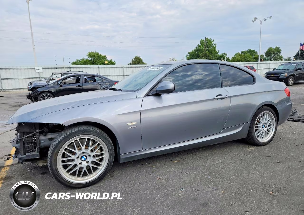 2011 BMW 335 Xi VIN:WBAKF9C53BE620203 - 1