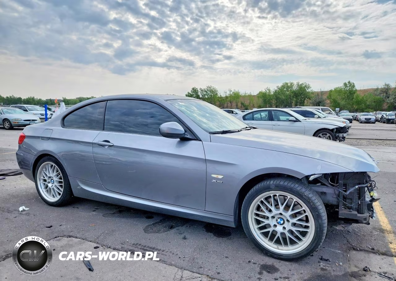 2011 BMW 335 Xi VIN:WBAKF9C53BE620203 - 4