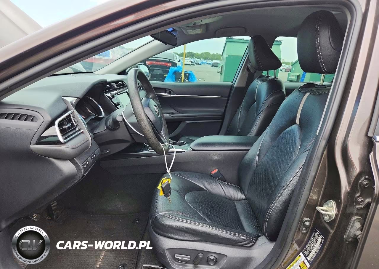 2018 Toyota Camry Le VIN:4T1B11HK6JU574237 - 7