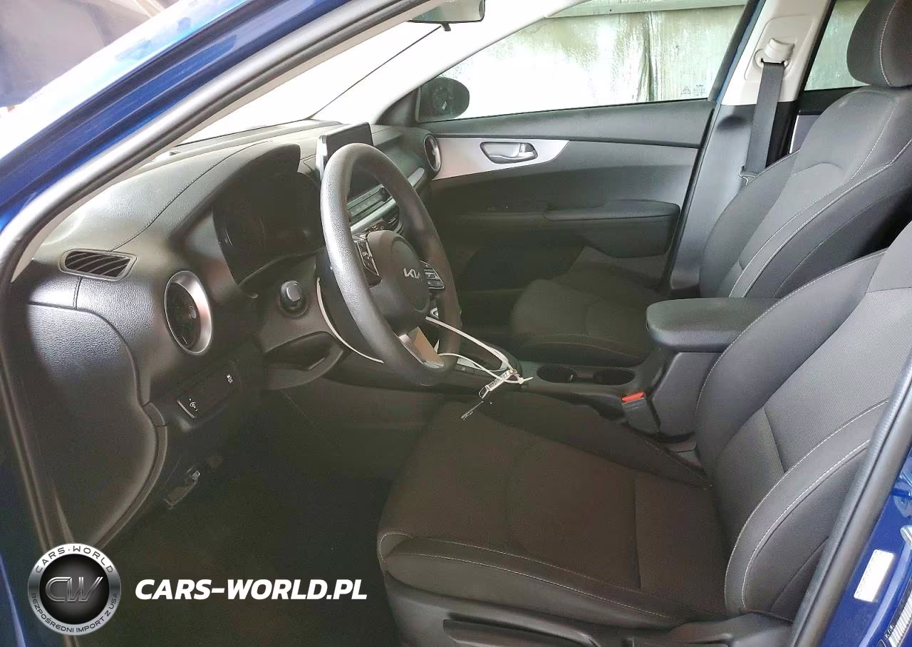 2022 Kia Forte VIN:3KPF24AD8NE497049 - 7