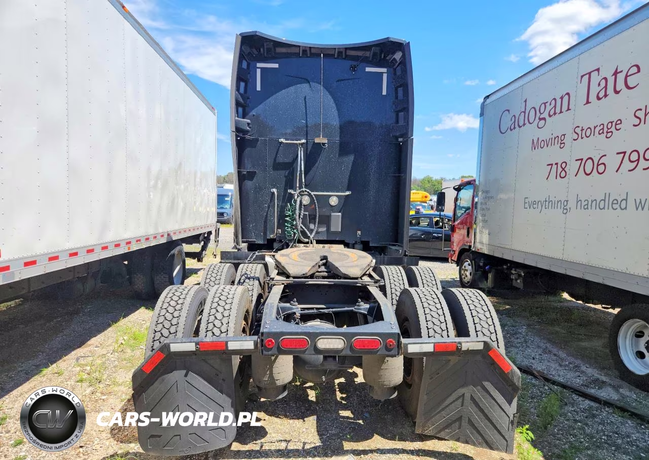 2023 Peterbilt 579 Semi Truck VIN:1XPBD49X9PD855818 - 6