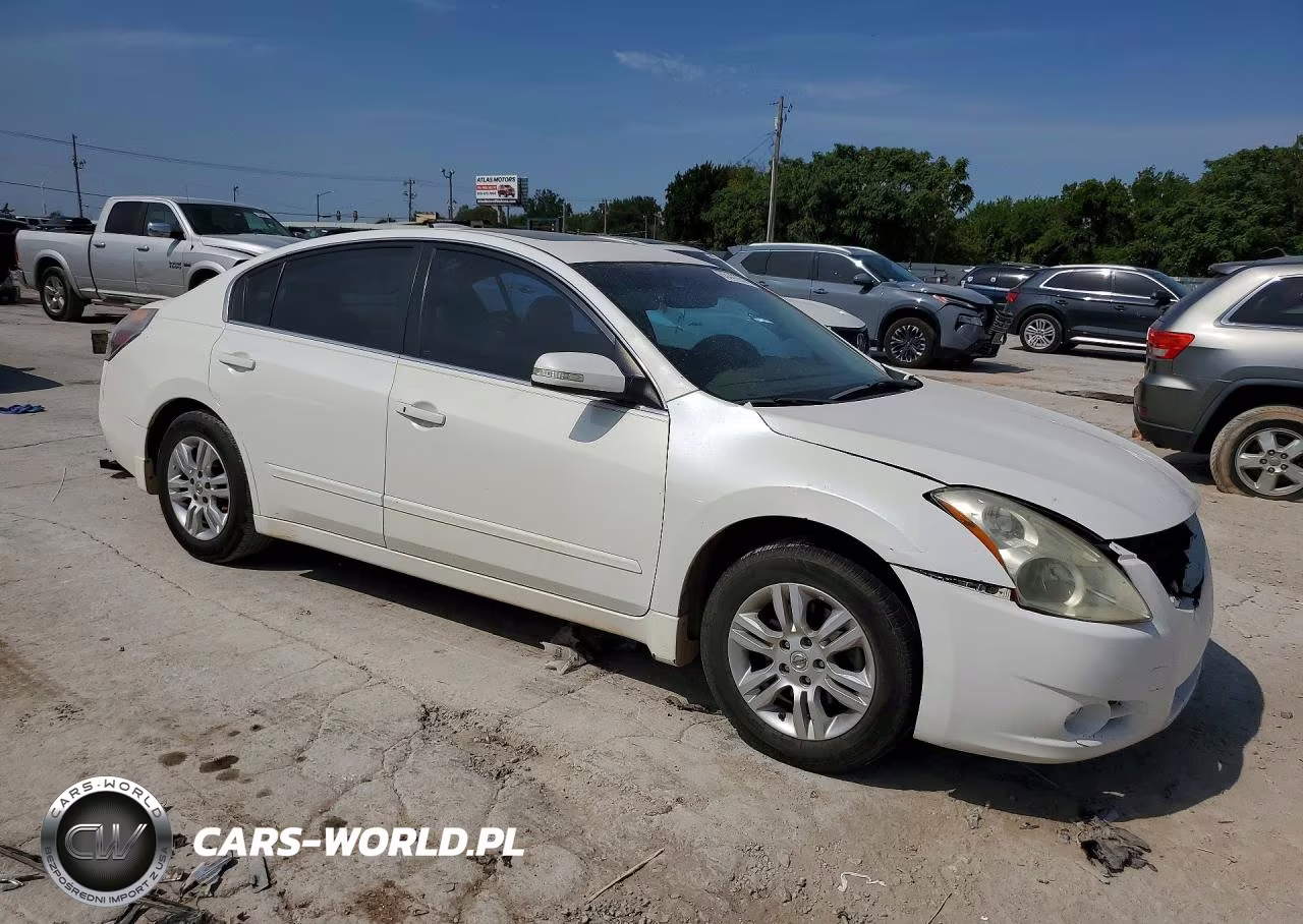 2012 Nissan Altima 2.5 VIN:1N4AL2AP2CN507482 - 4