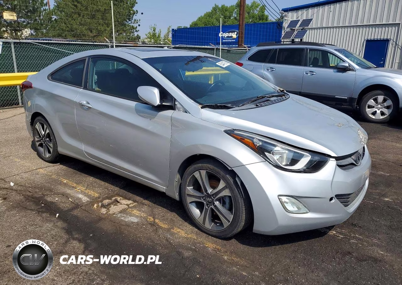 2014 Hyundai Elantra Coupe Base VIN:KMHDH6AH6EU024039 - 4