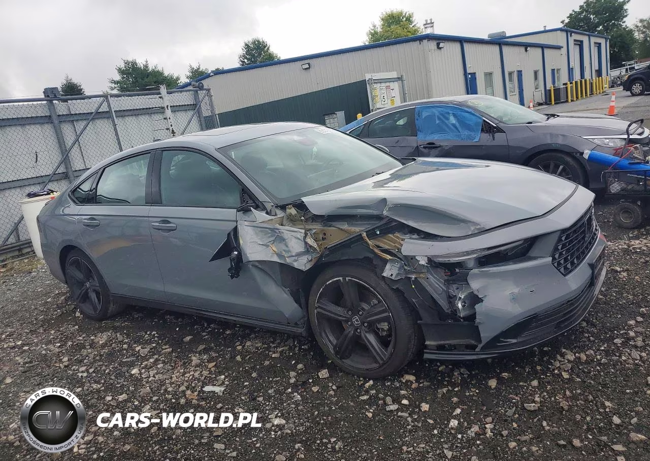 2025 Honda Accord Hybrid Sport-L VIN:1HGCY2F7XSA080511 - 4
