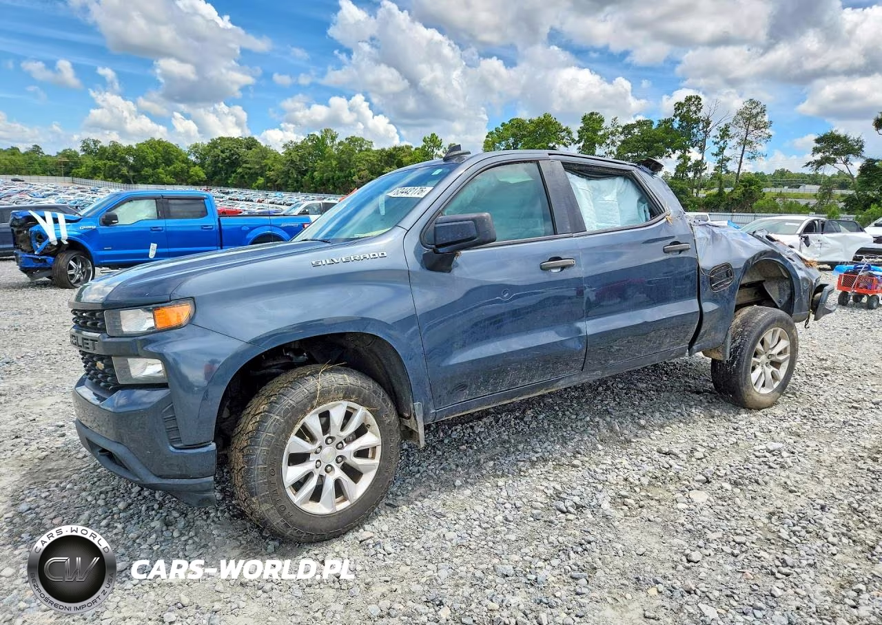 2020 Chevrolet Silverado C1500 Custom – zdjęcie 1 z 12