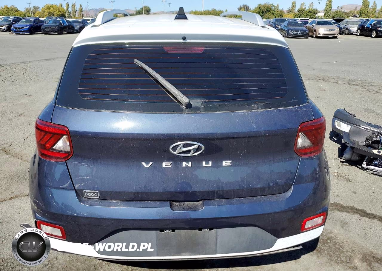 2020 Hyundai Venue Denim VIN:KMHRC8A32LU021303 - 6