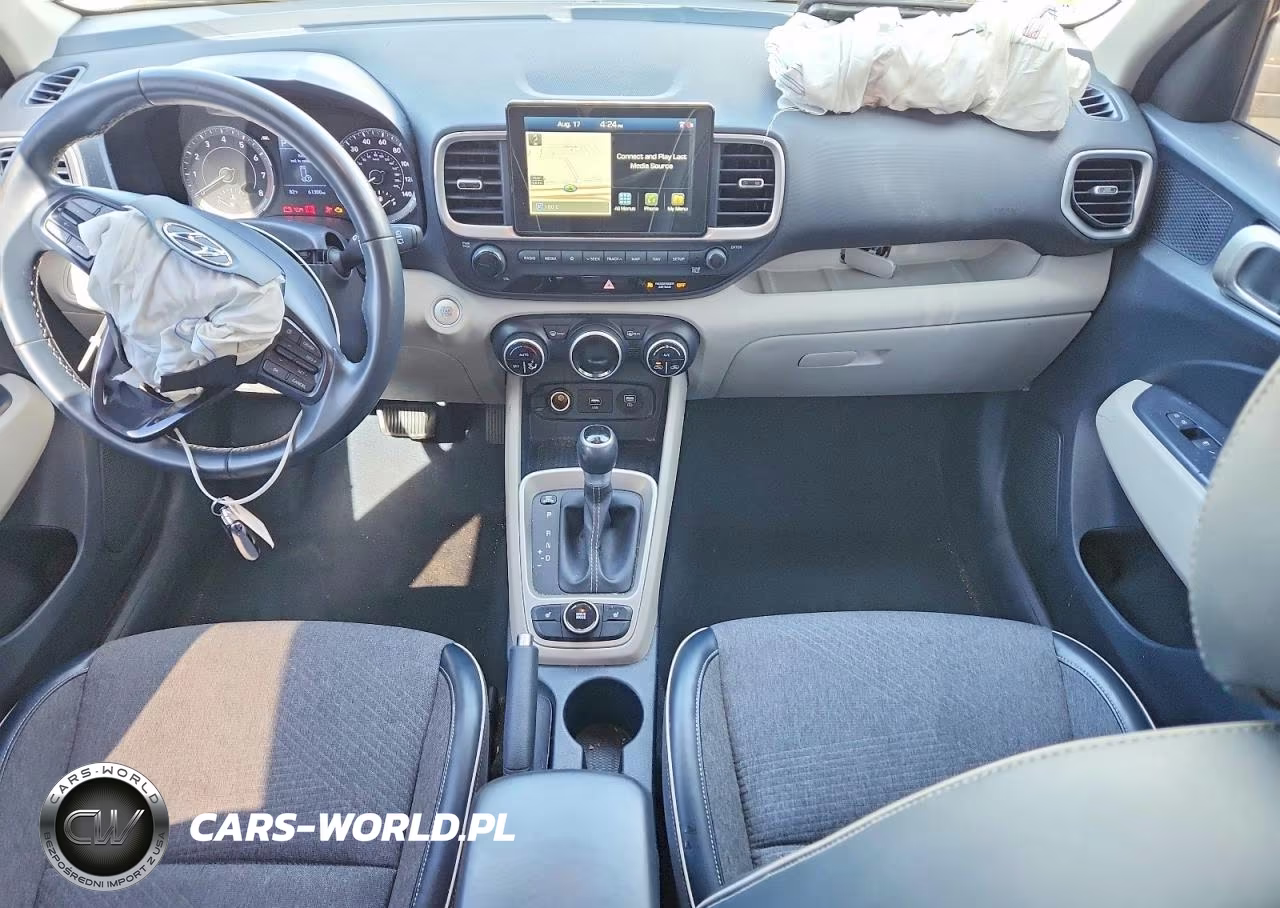 2020 Hyundai Venue Denim VIN:KMHRC8A32LU021303 - 8