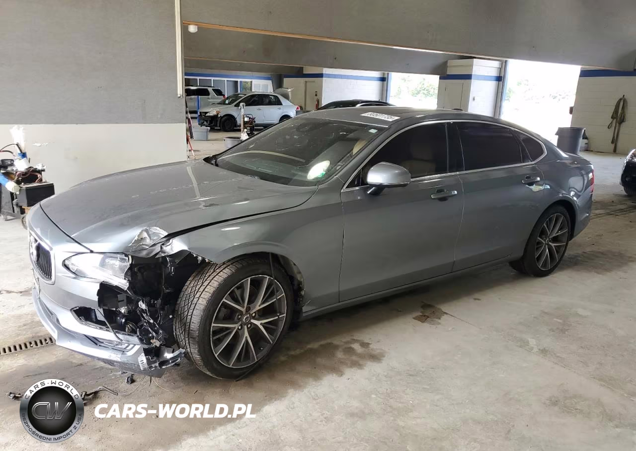 2018 Volvo S90 T5 Momentum – zdjęcie 1 z 12
