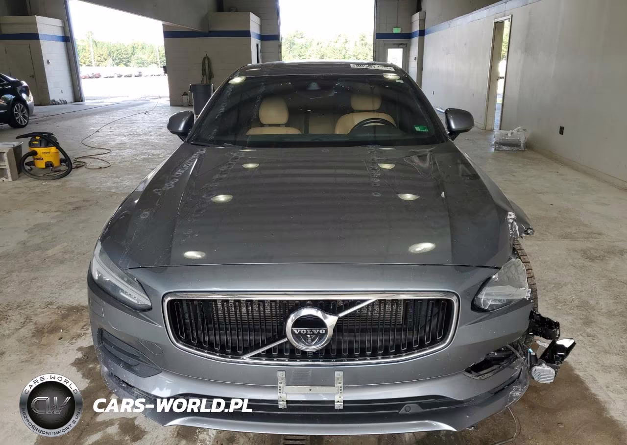 2018 Volvo S90 T5 Momentum VIN:LVY982MK2JP006231 - 5