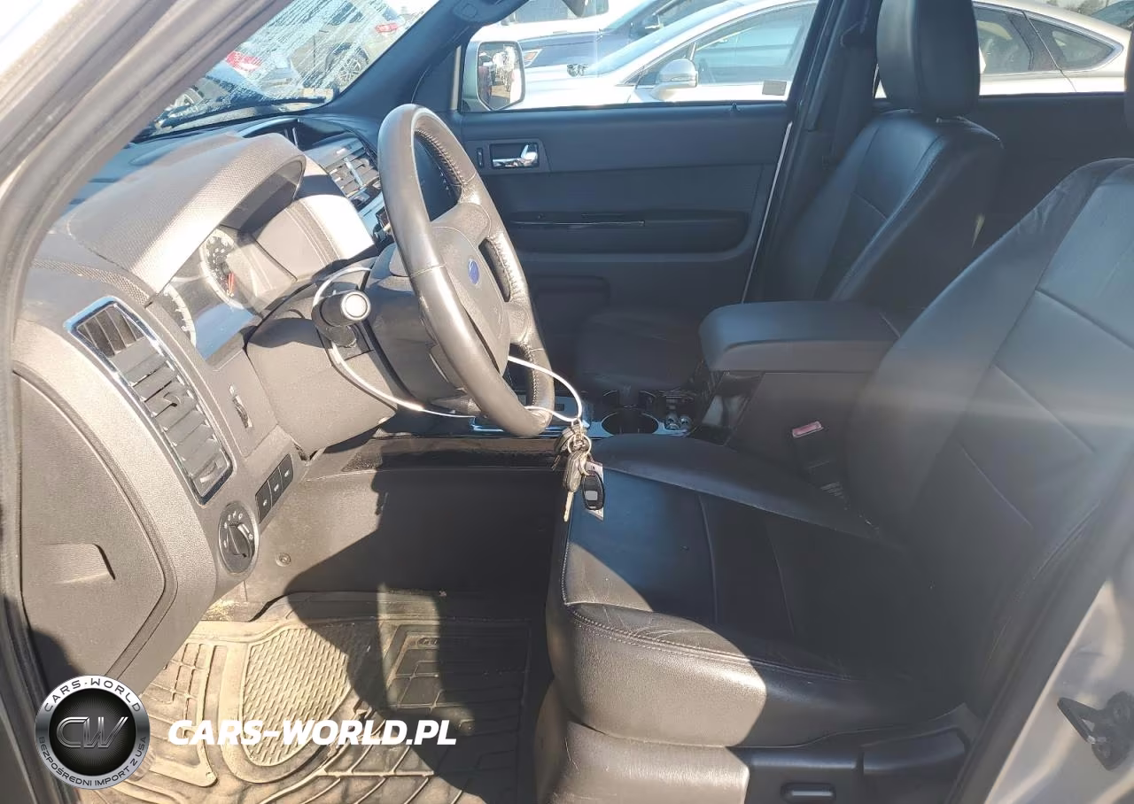 2010 Ford Escape Limited VIN:1FMCU0EG4AKB21509 - 13