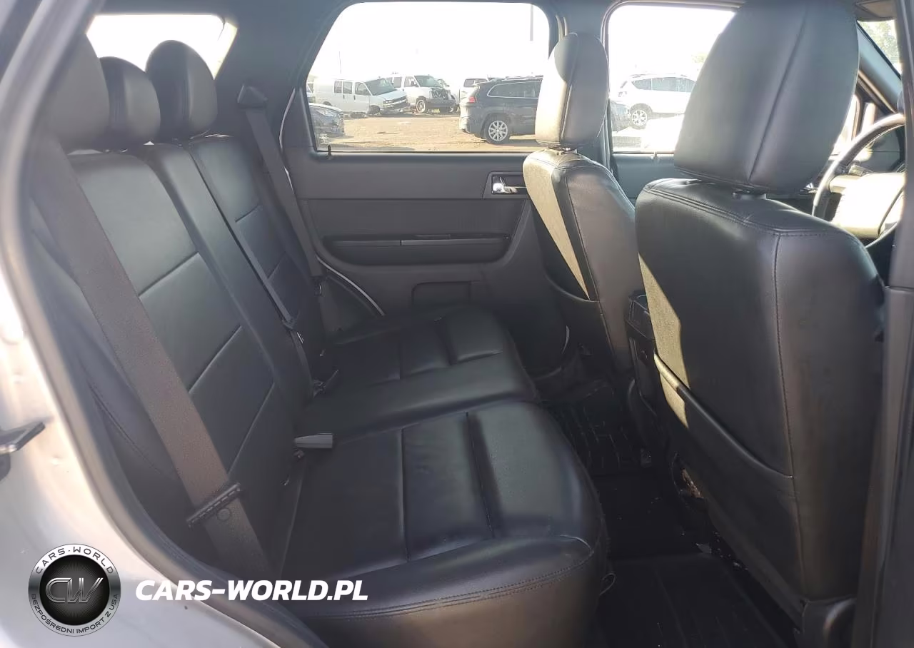 2010 Ford Escape Limited VIN:1FMCU0EG4AKB21509 - 19