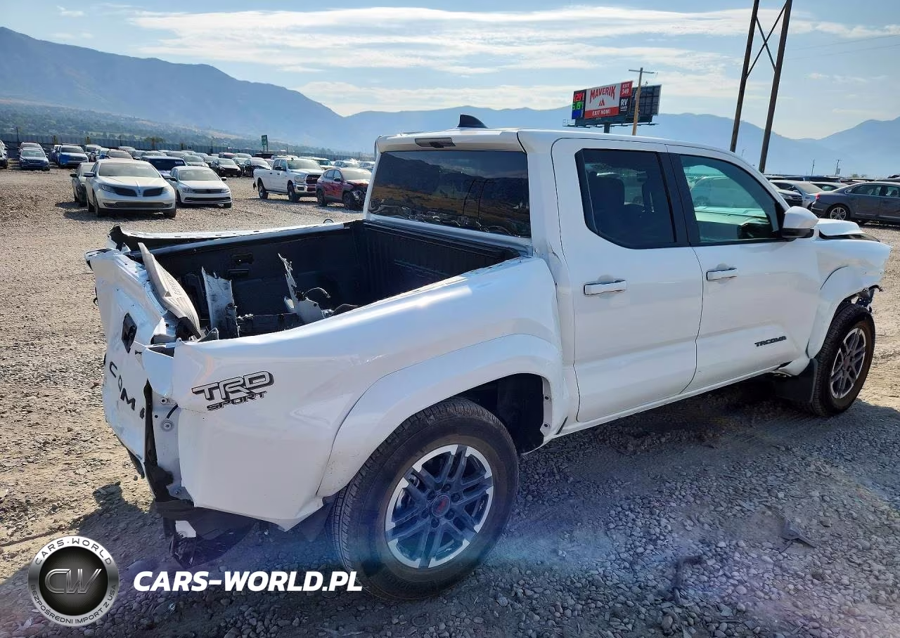 2026 Toyota Tacoma Trd Sport VIN:3TMLB5JN6TM272634 - 3