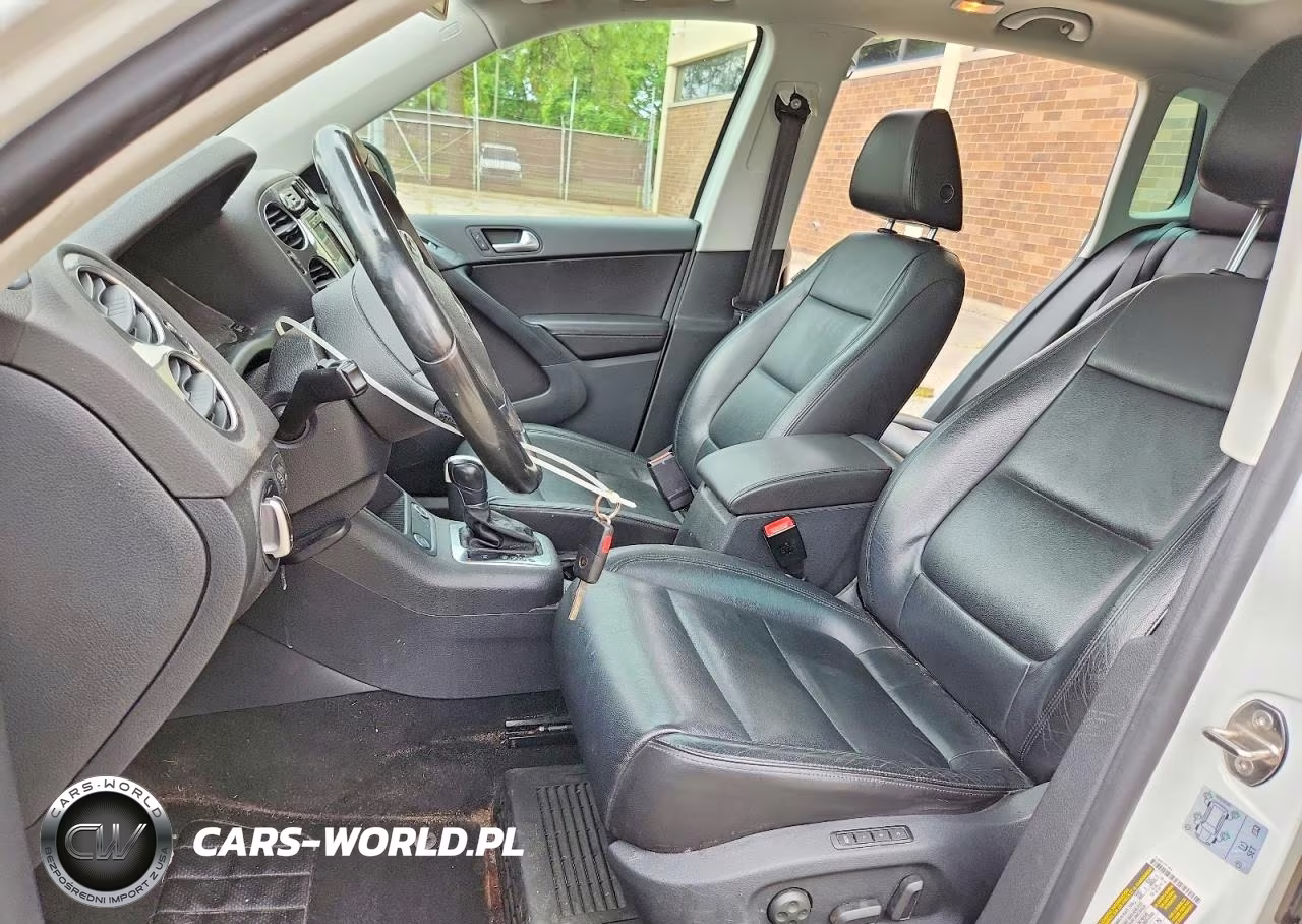 2016 Volkswagen Tiguan S VIN:WVGBV7AX9GW591737 - 7