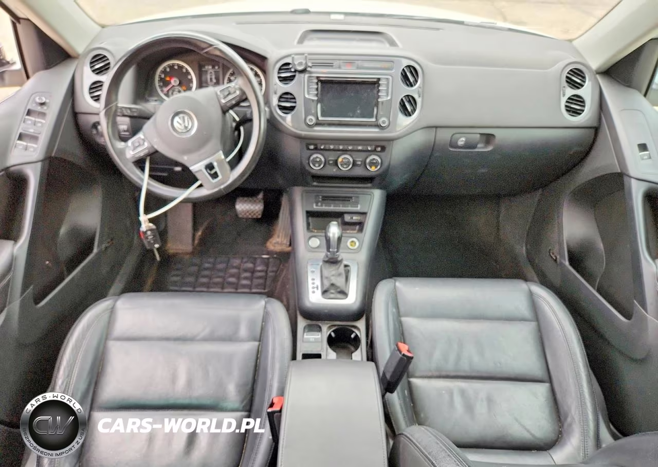 2016 Volkswagen Tiguan S VIN:WVGBV7AX9GW591737 - 8