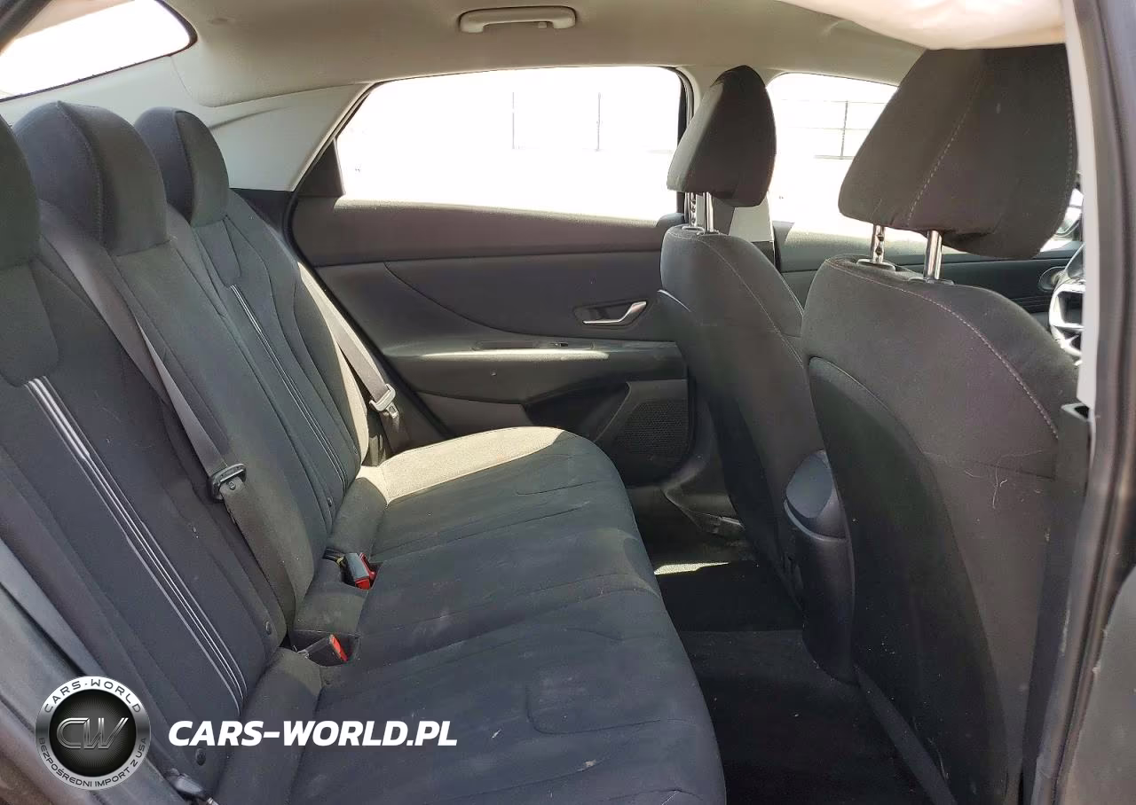 2022 Hyundai Elantra Sel VIN:5NPLS4AG5NH086801 - 10