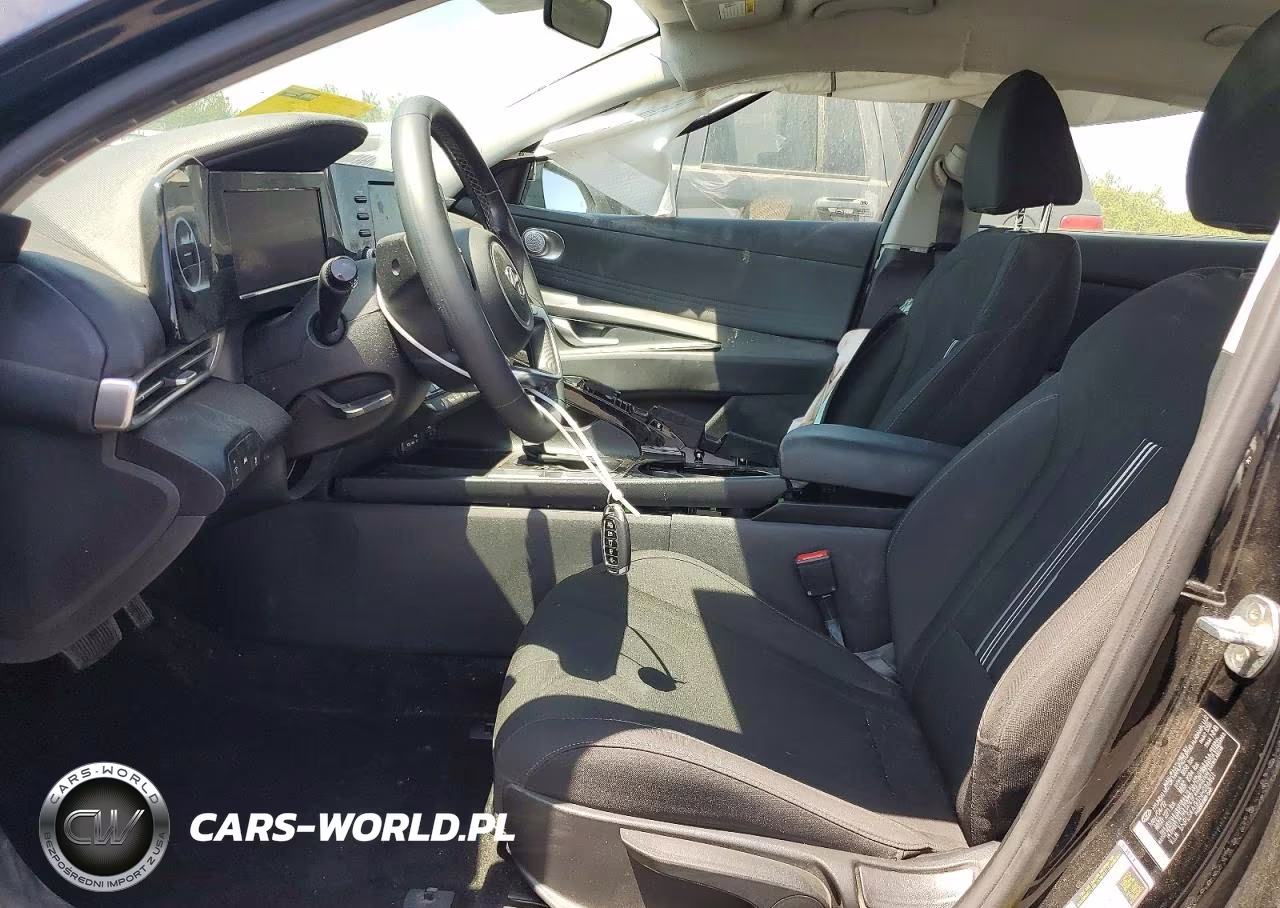 2022 Hyundai Elantra Sel VIN:5NPLS4AG5NH086801 - 7