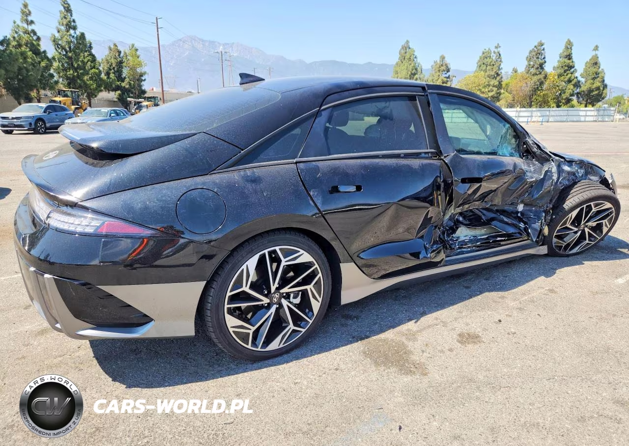 2025 Hyundai Ioniq 6 Sel VIN:KMHM34AA2SA116428 - 3