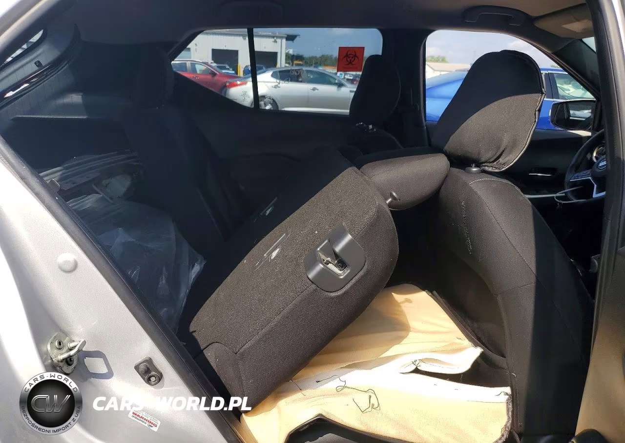 2019 Nissan Kicks Sv VIN:3N1CP5CU9KL567336 - 11