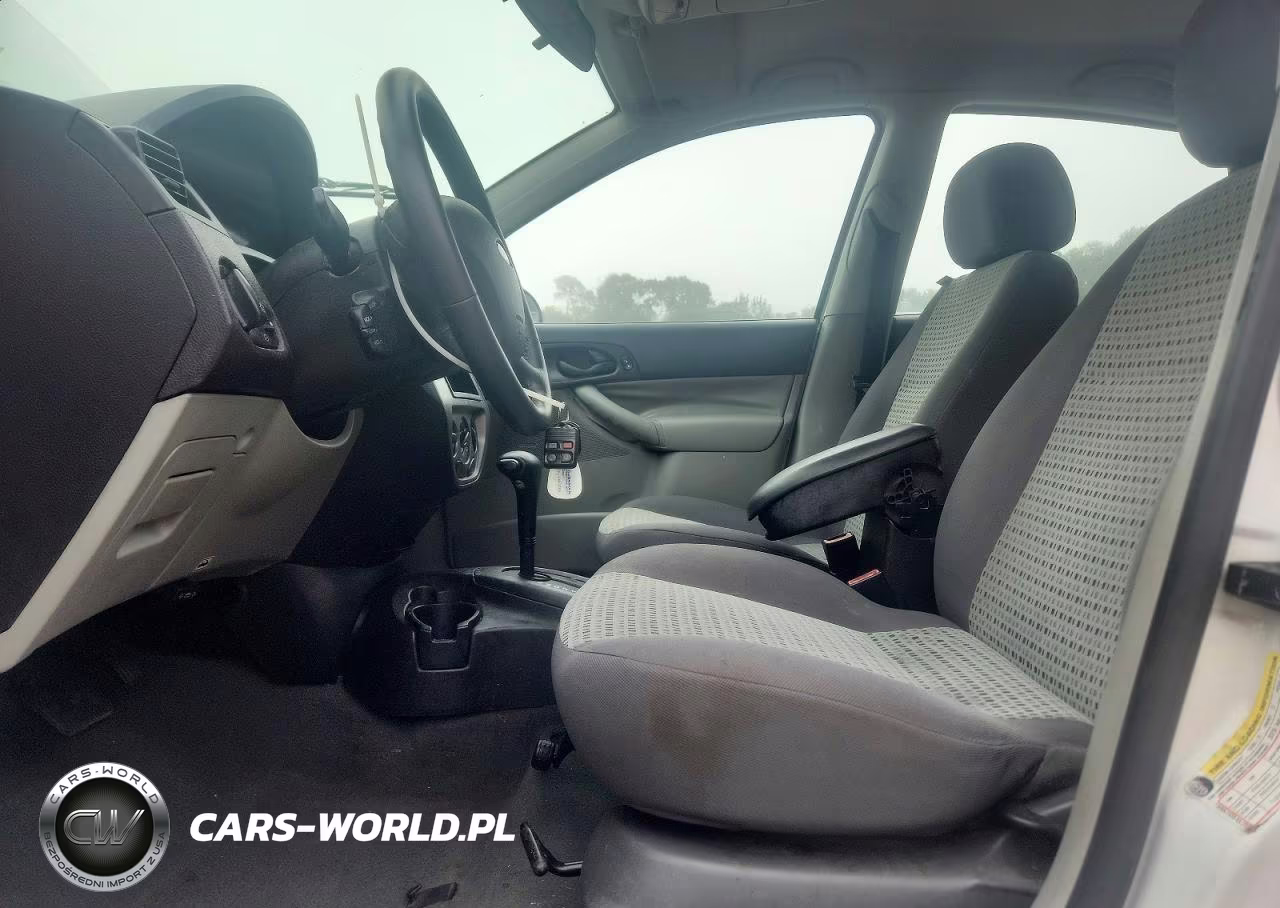 2007 Ford Focus Zx4 VIN:1FAHP34N37W355358 - 7