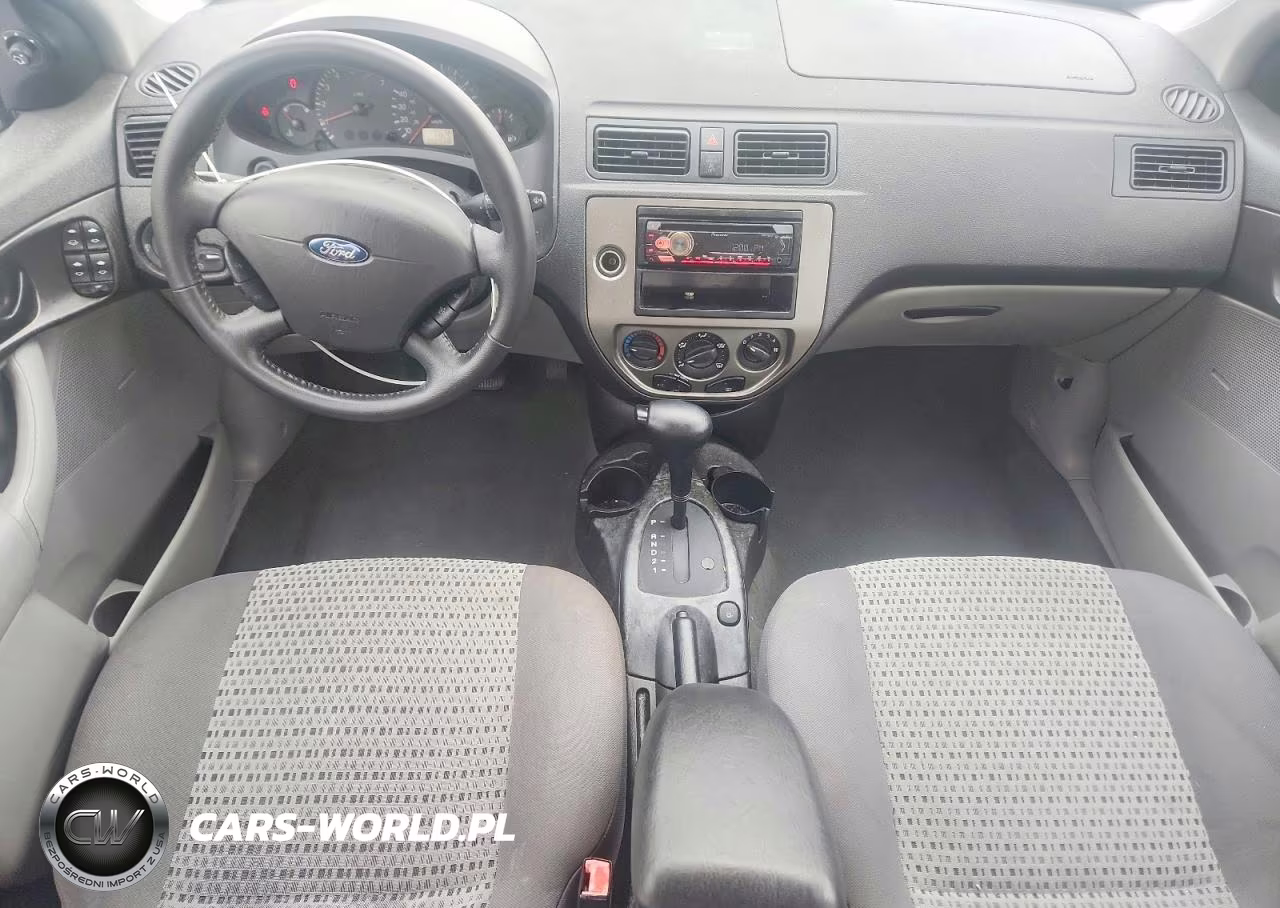 2007 Ford Focus Zx4 VIN:1FAHP34N37W355358 - 8