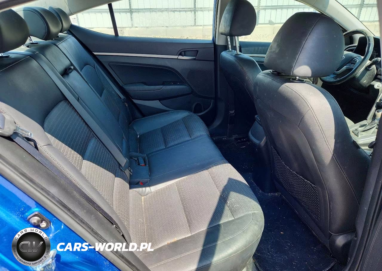 2017 Hyundai Elantra Limited VIN:KMHD84LF2HU300379 - 10