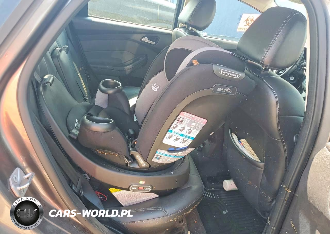2014 Ford Focus Se VIN:1FADP3F20EL129231 - 10