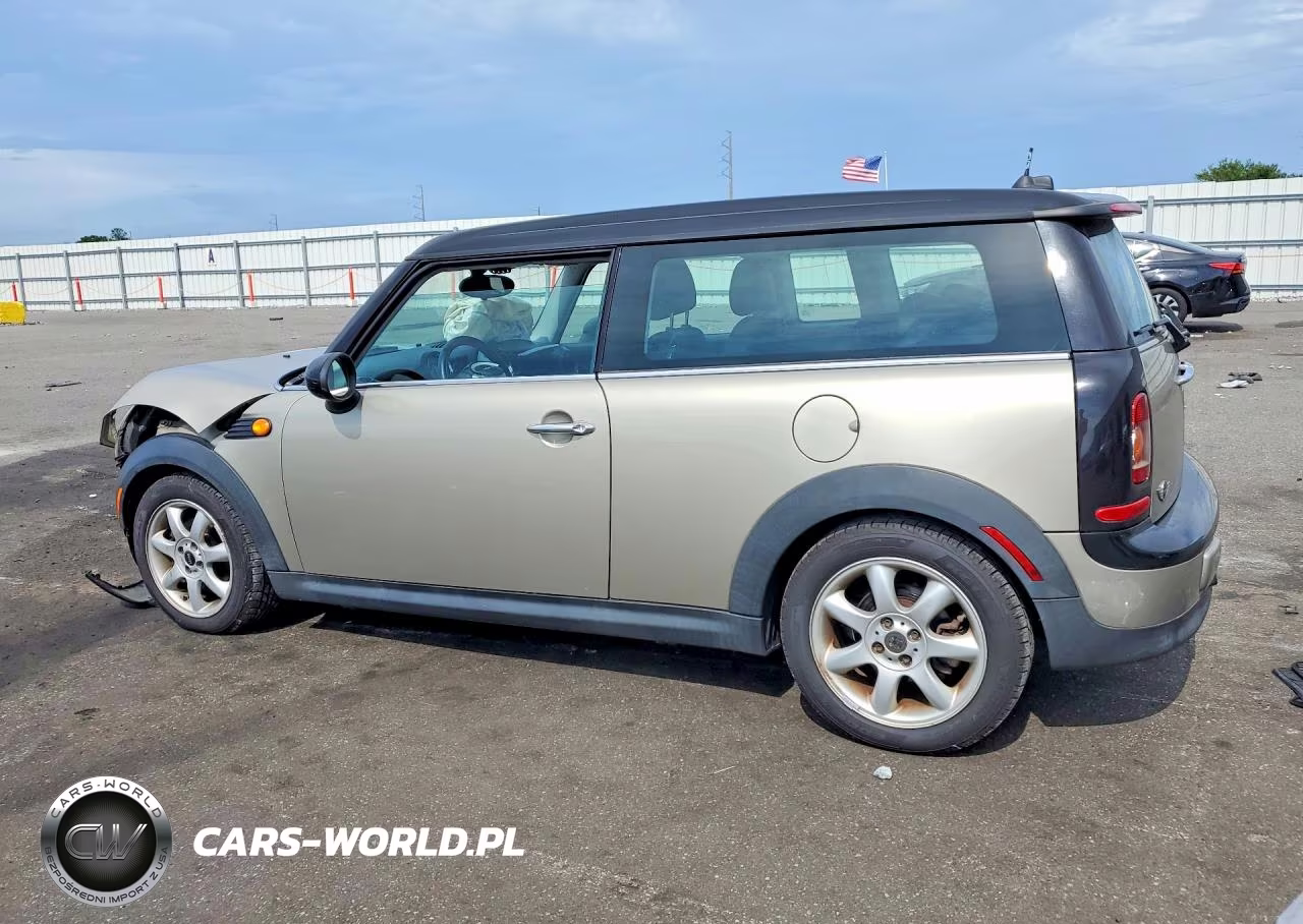2009 Mini Cooper Clubman VIN:WMWML33529TX34763 - 2