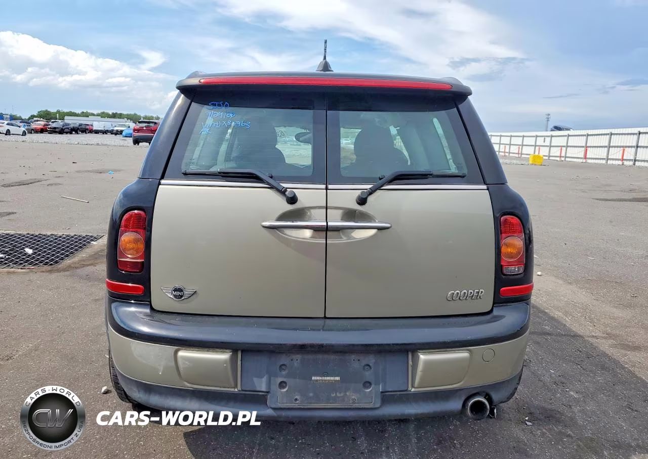2009 Mini Cooper Clubman VIN:WMWML33529TX34763 - 6