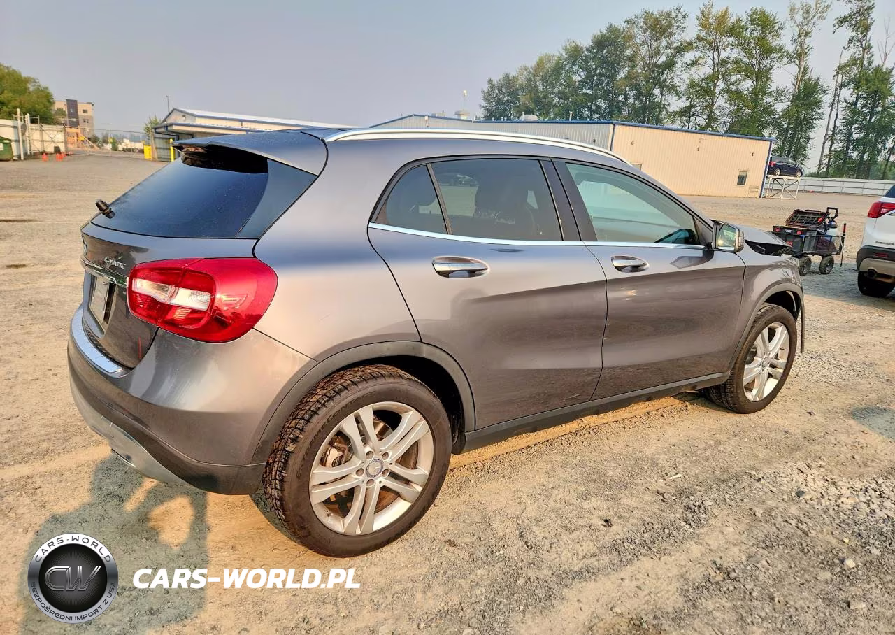 2016 Mercedes-Benz Gla 250 4Matic VIN:WDCTG4GBXGJ219389 - 3