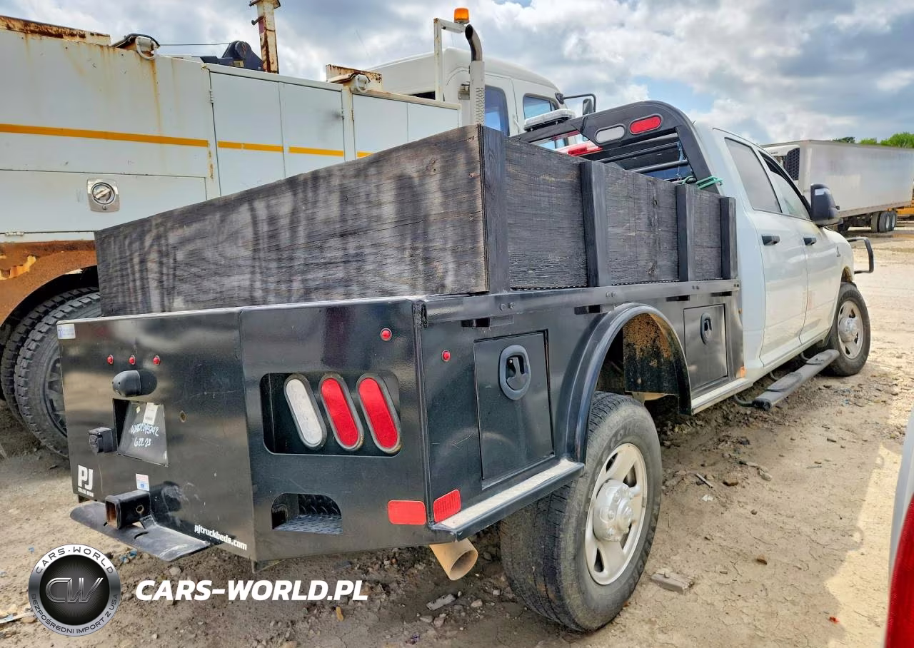 2024 Ram 3500 Tradesman Flatbed Truck VIN:3C63R3GL3RG241166 - 3