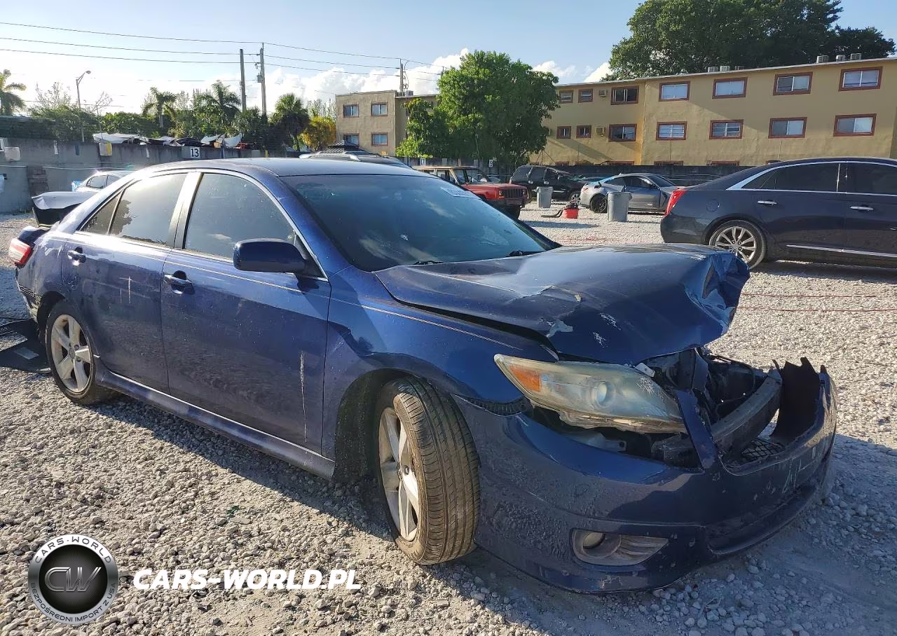 2010 Toyota Camry Se VIN:4T1BF3EKXAU501809 - 4