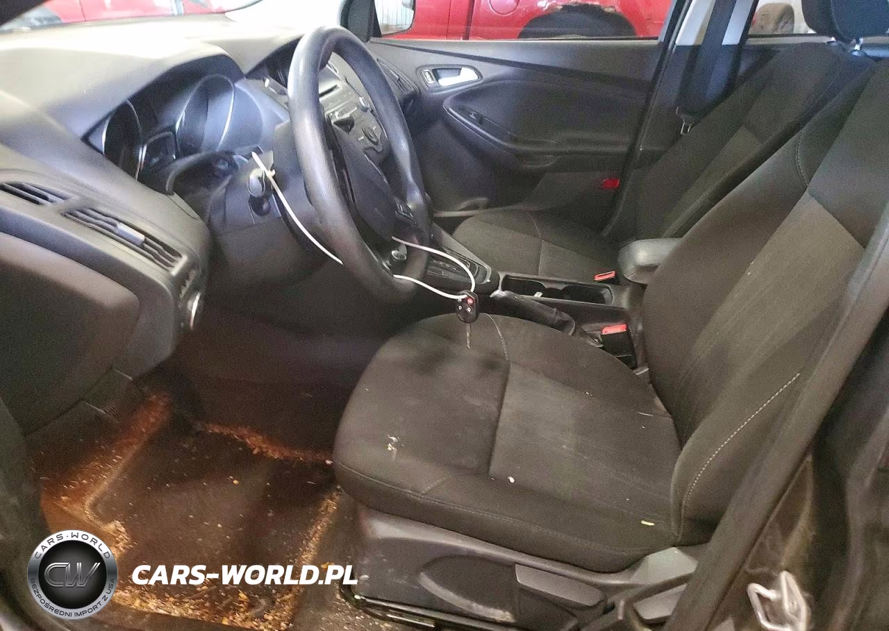 2017 Ford Focus Se VIN:1FADP3F29HL332347 - 7
