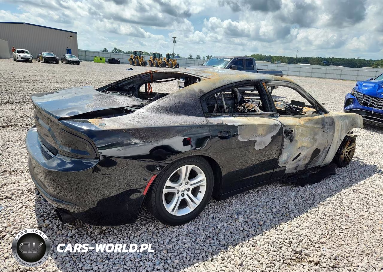 2019 Dodge Charger Sxt VIN:2C3CDXBG2KH638564 - 3